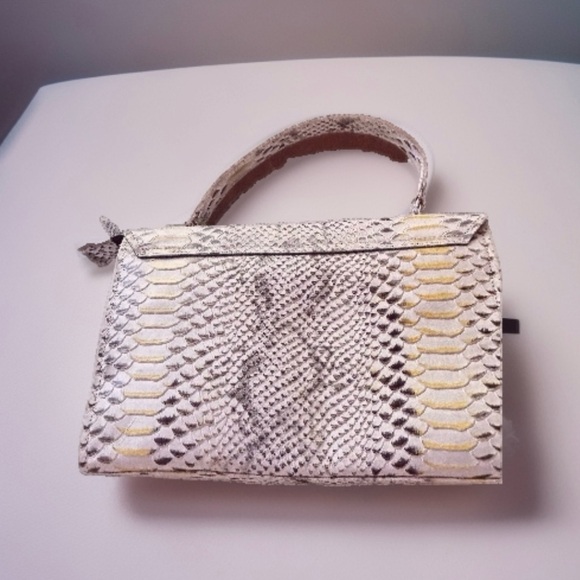 Women leather hangbag snake embossed design unique style NEW - Picture 2 of 12